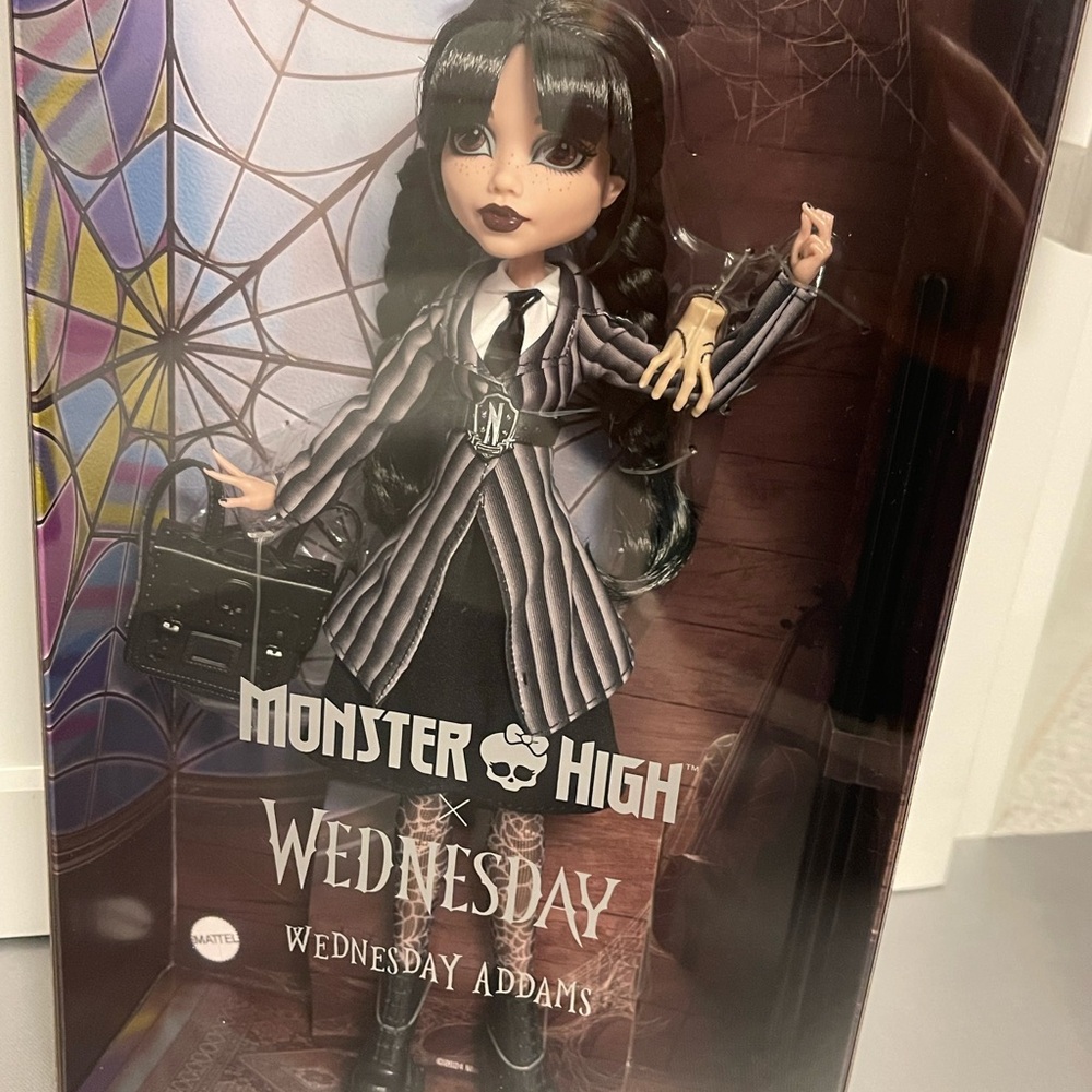 Mattel Monster High Doll with Black and White Outfit - Wednesday Addams - NIP - Picture 2 of 12